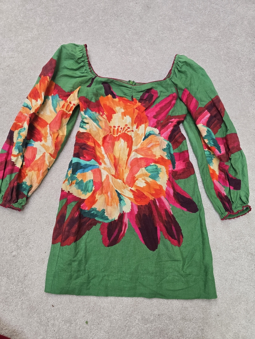 FARM Rio Green Mini Dress with Bold Floral Print - Picture 6 of 13